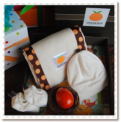 Bam! Bam! Satsuma Bento Gift Box set - cotton burp cloth, bamboo hat, bambooties (bamboo baby shoe), natural wooden rattle
