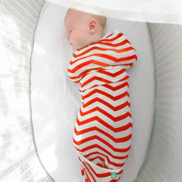 ergoPouch Helps Swaddling and Sleeping The Giggle Guide® The Green