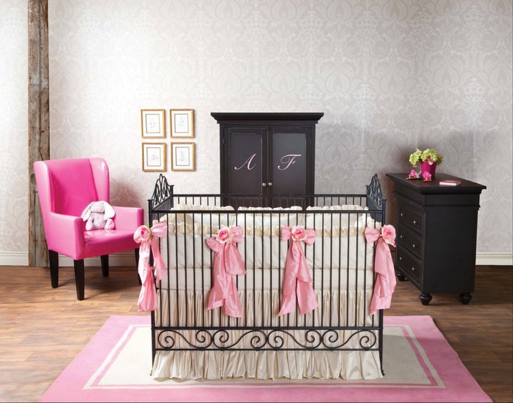 Bratt Decor